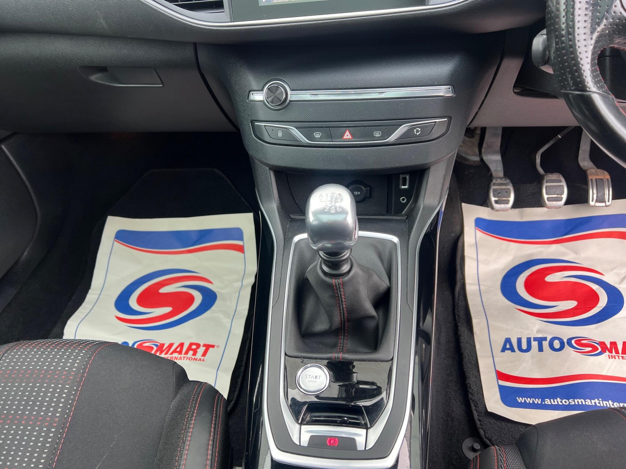 Peugeot 308 SW - Image 18