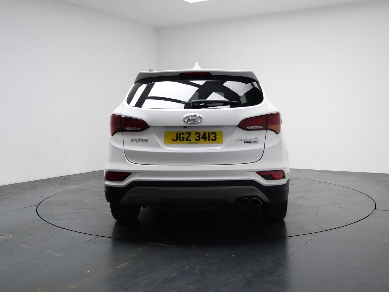 Hyundai Santa Fe - Image 11