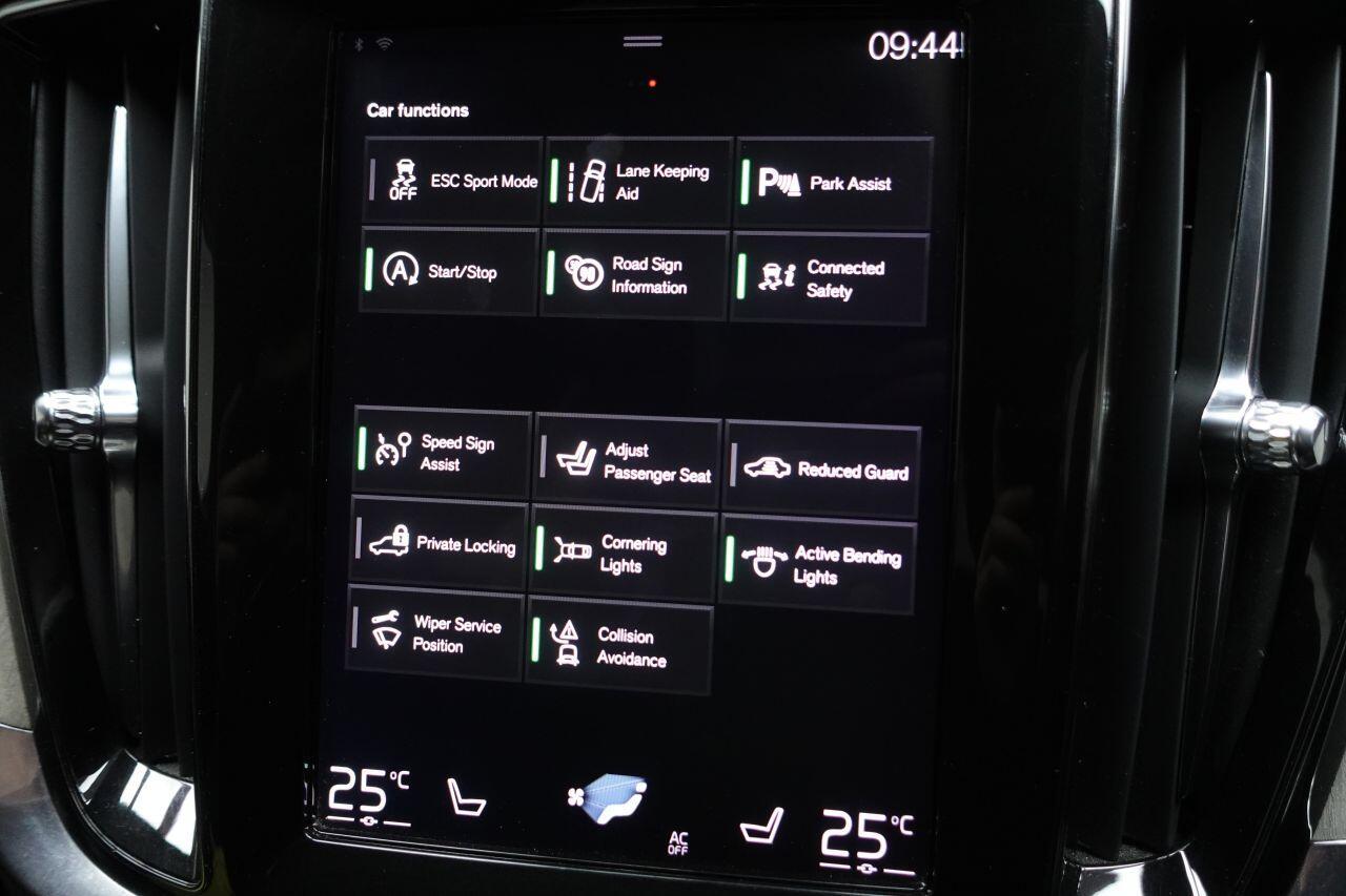 Volvo S60 - Image 29