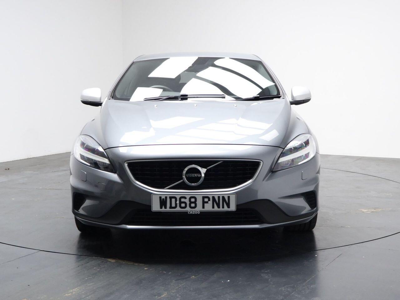 Volvo V40 - Image 5