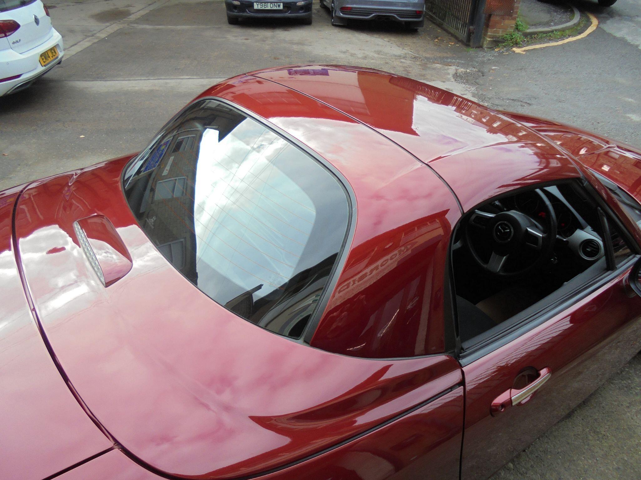 Mazda MX-5 - Image 12
