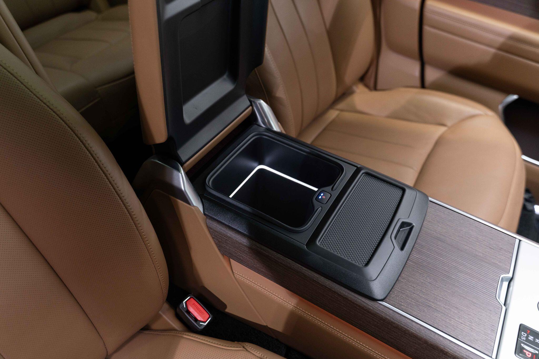 Land Rover Range Rover - Image 39