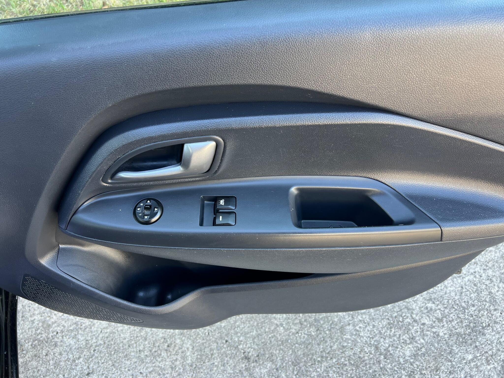 Kia Rio - Image 20