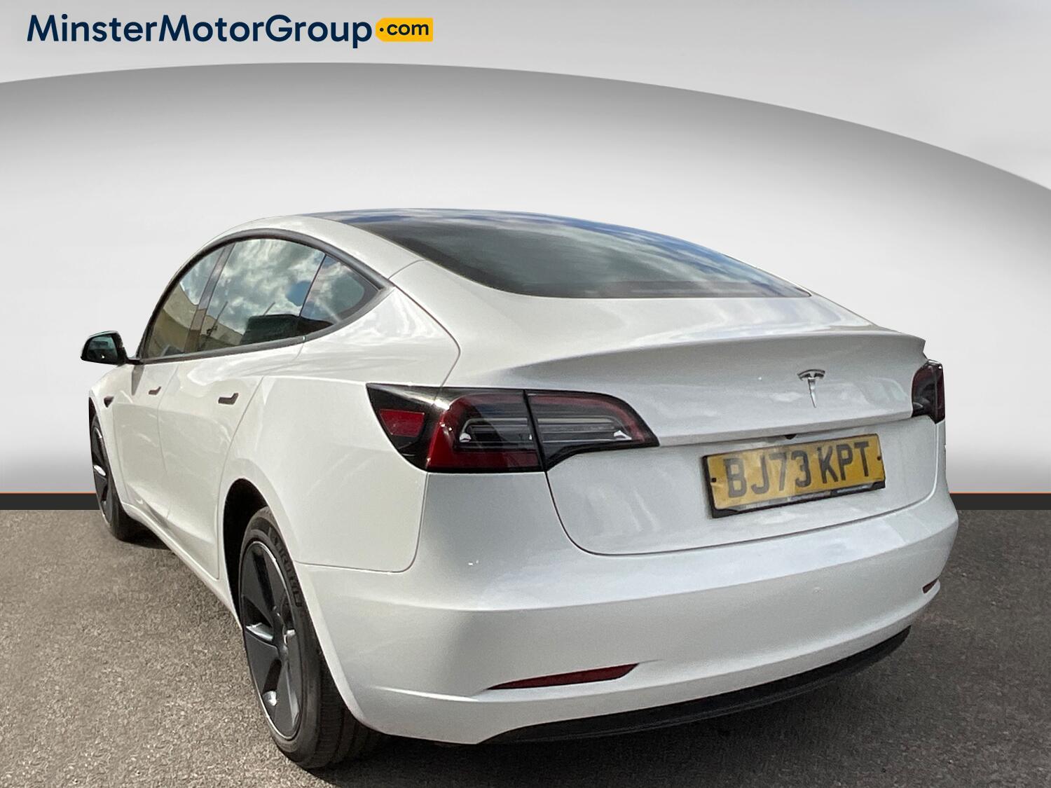 Tesla Model 3 - Image 4