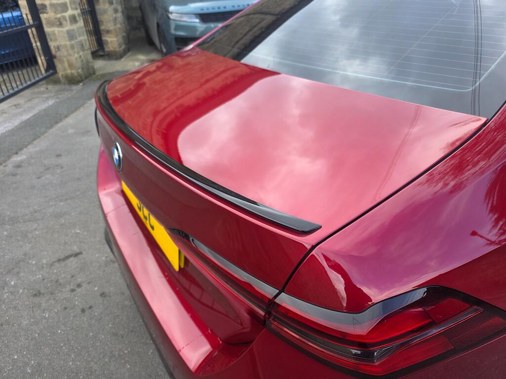 BMW 5 Series - Image 18