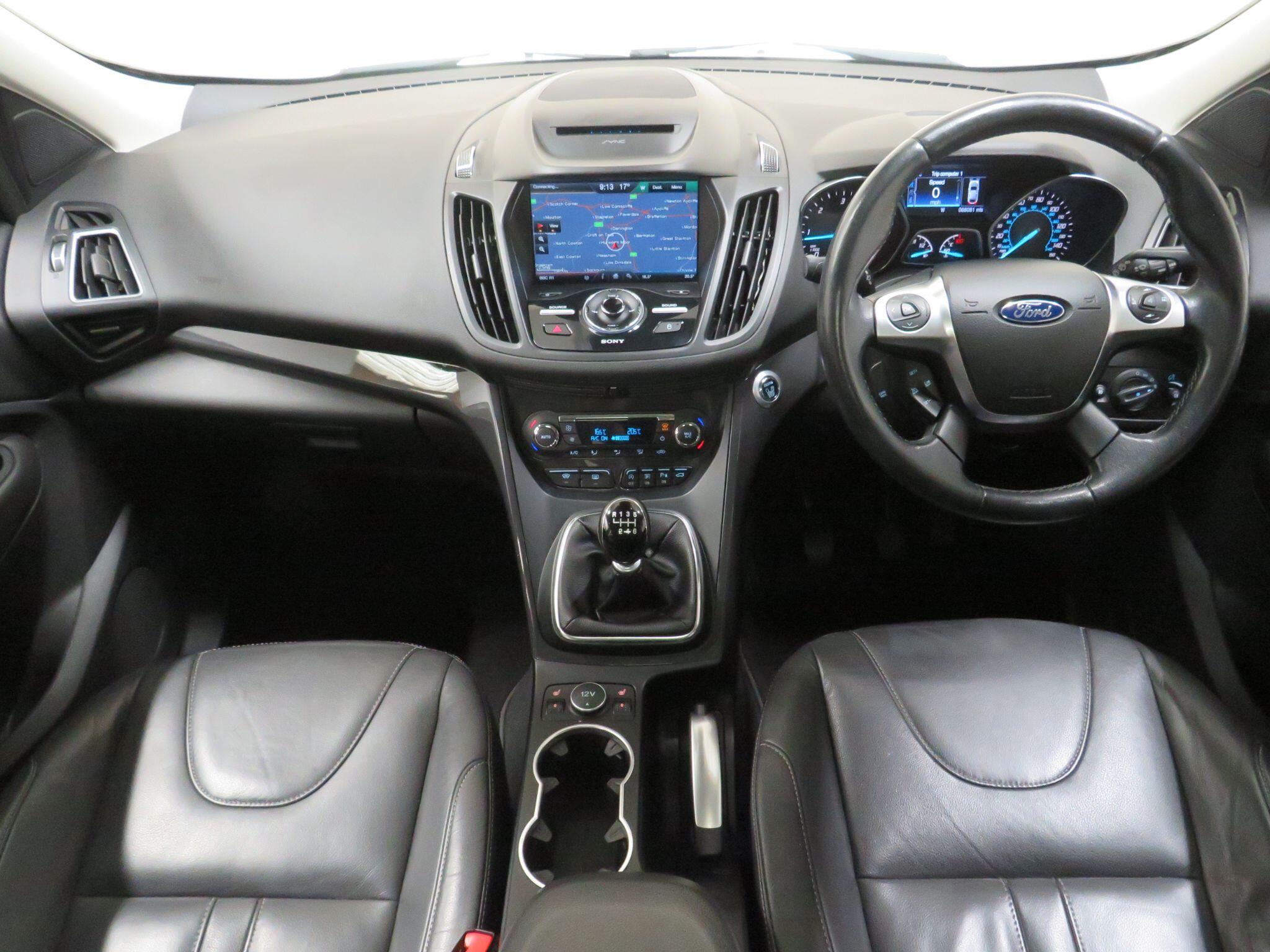 Ford Kuga - Image 20