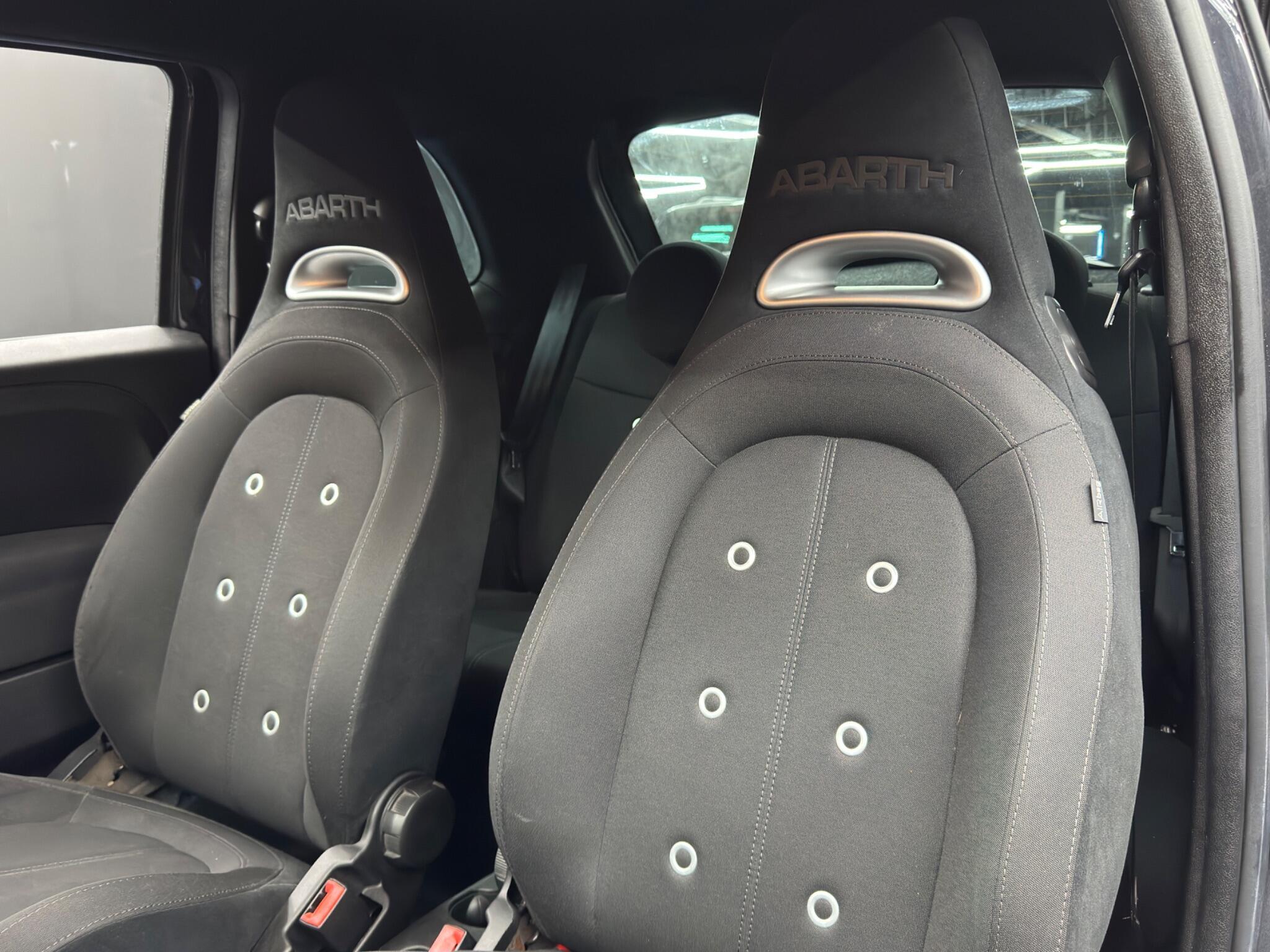 Abarth 595 - Image 14
