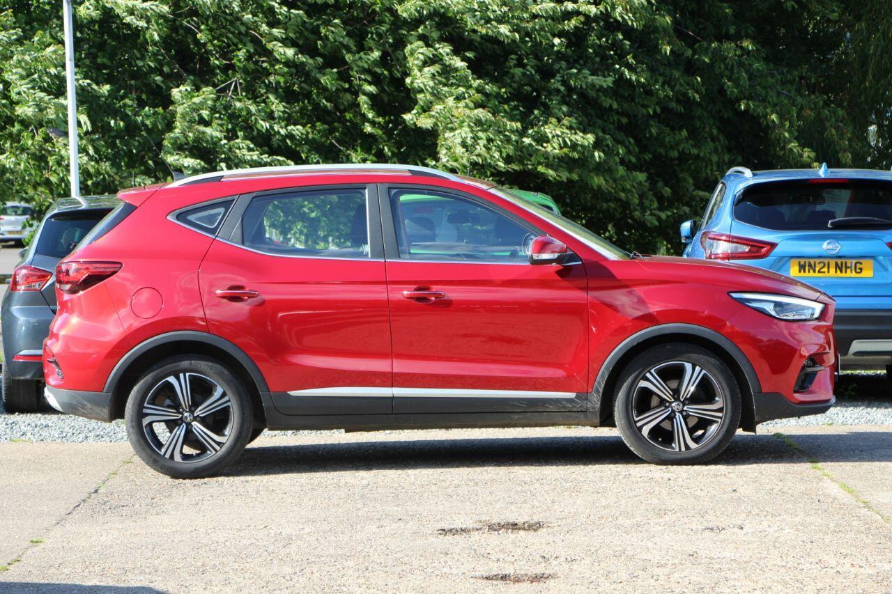 MG MG ZS - Image 2