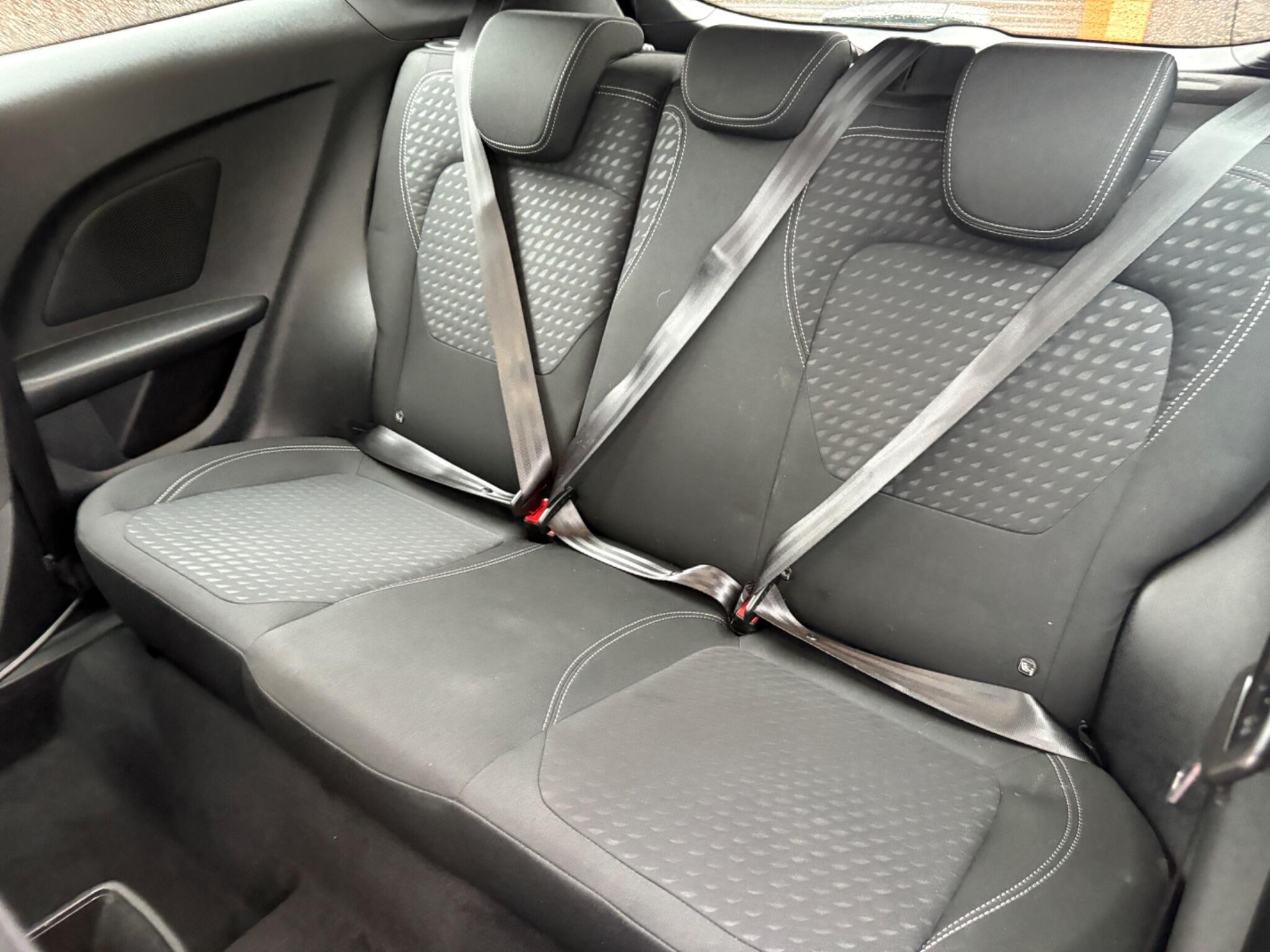 Ford Fiesta - Image 14