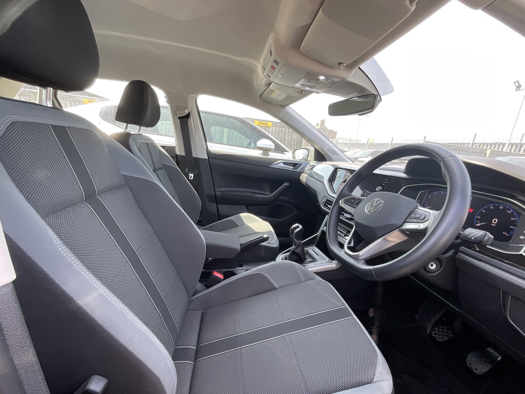 Volkswagen Polo - Image 9