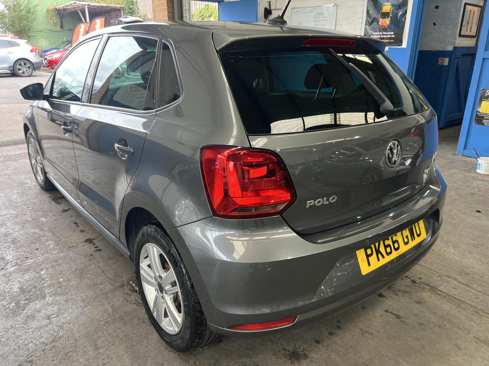 Volkswagen Polo - Image 5