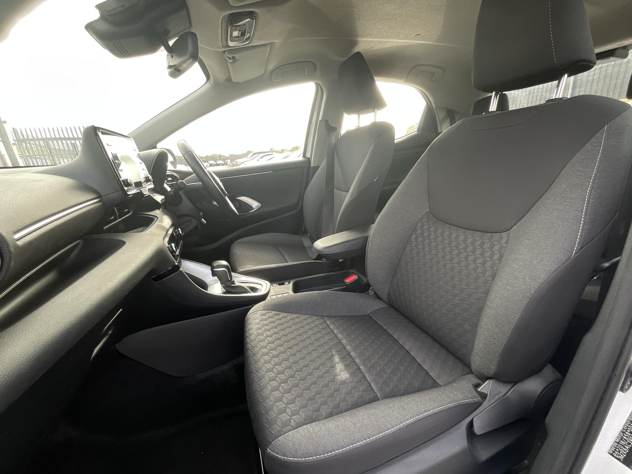 Mazda Mazda 2 Hybrid - Image 17