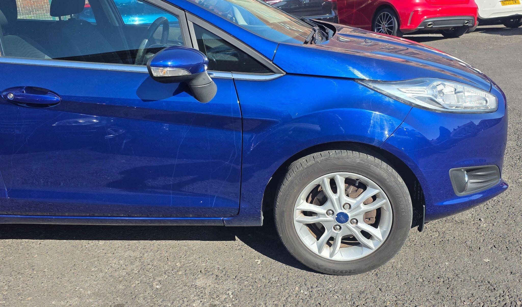 Ford Fiesta - Image 9