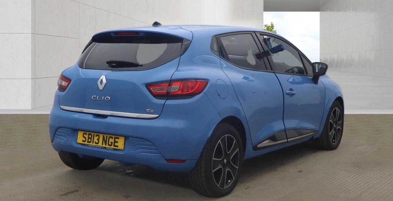 Renault Clio - Image 4