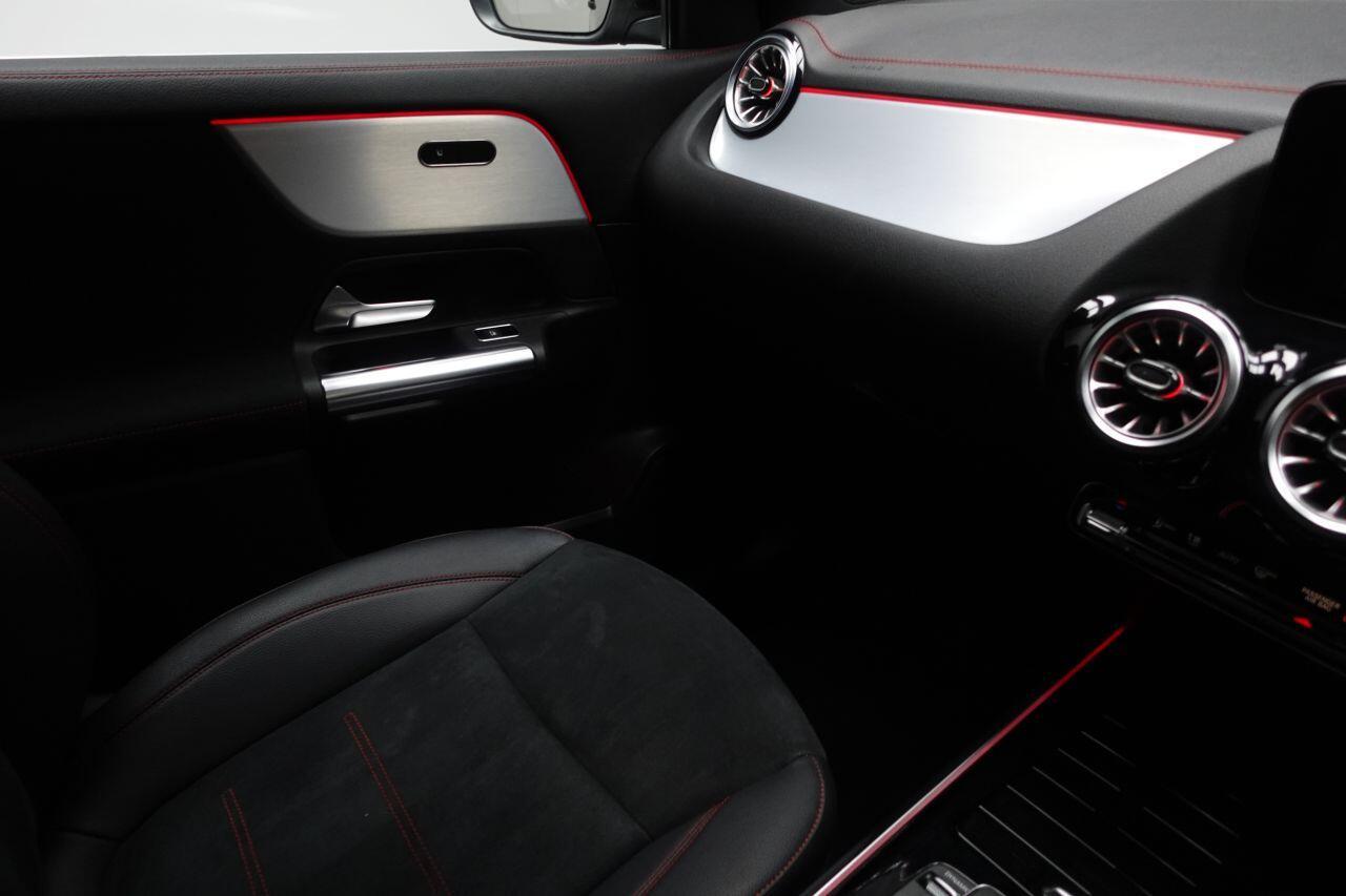 Mercedes-benz EQA - Image 23