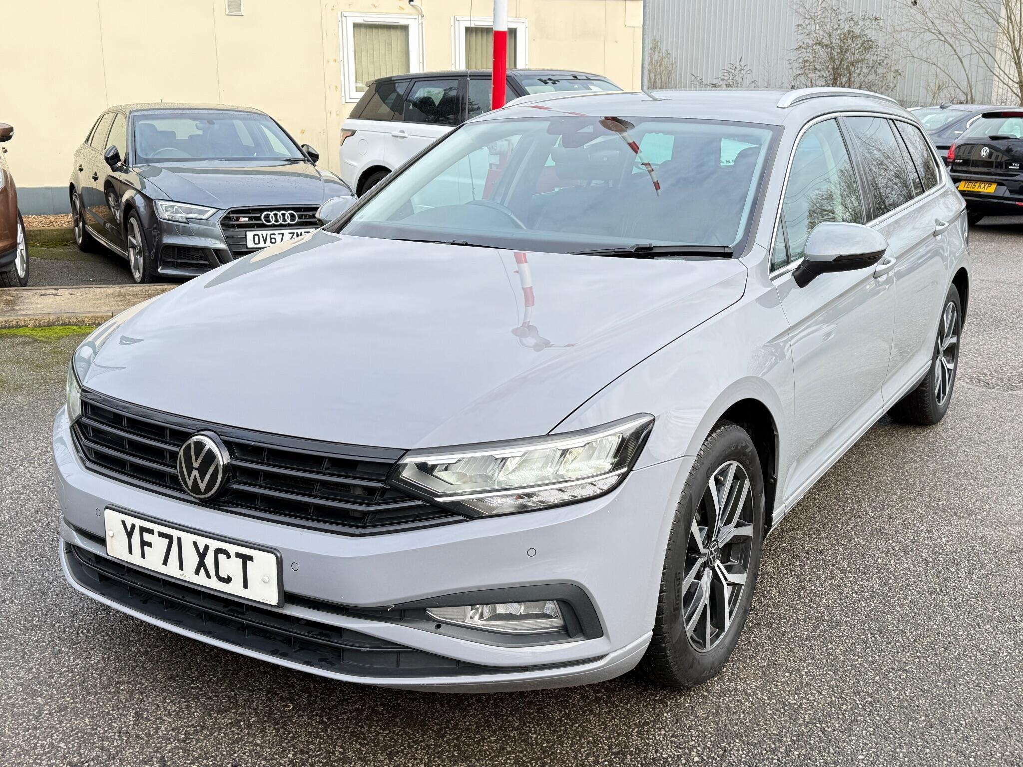 Volkswagen Passat - Image 4