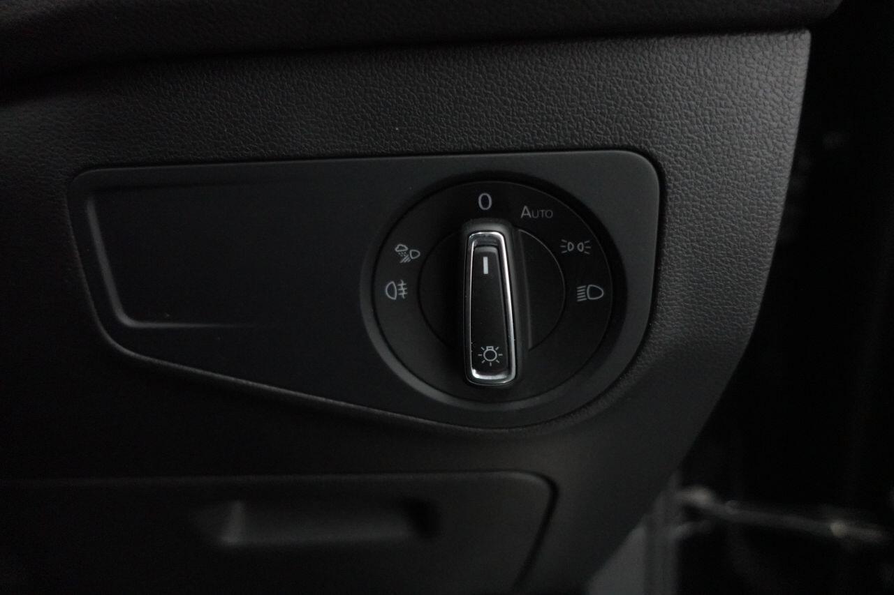 Volkswagen Tiguan - Image 20
