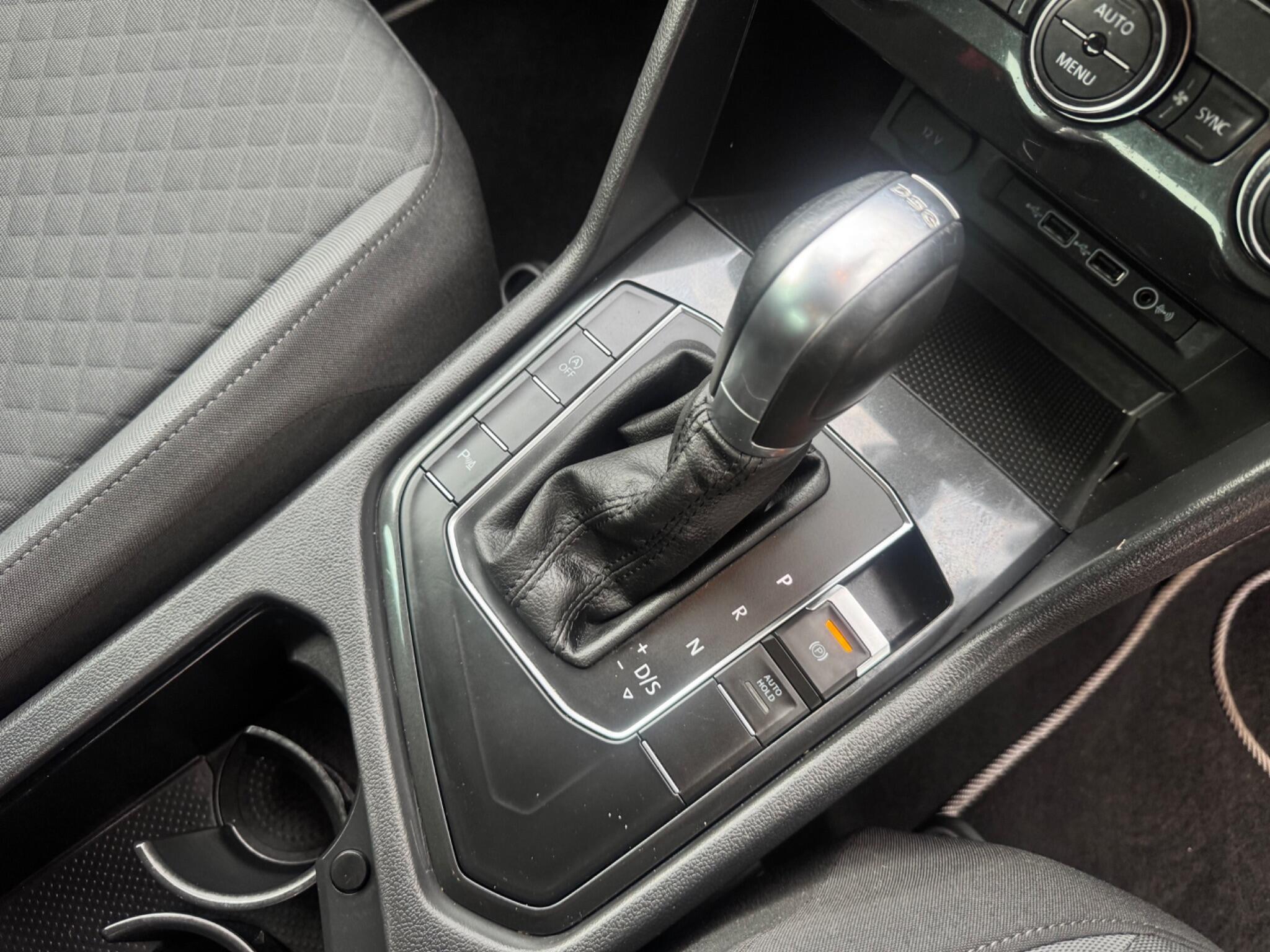 Volkswagen Tiguan - Image 26