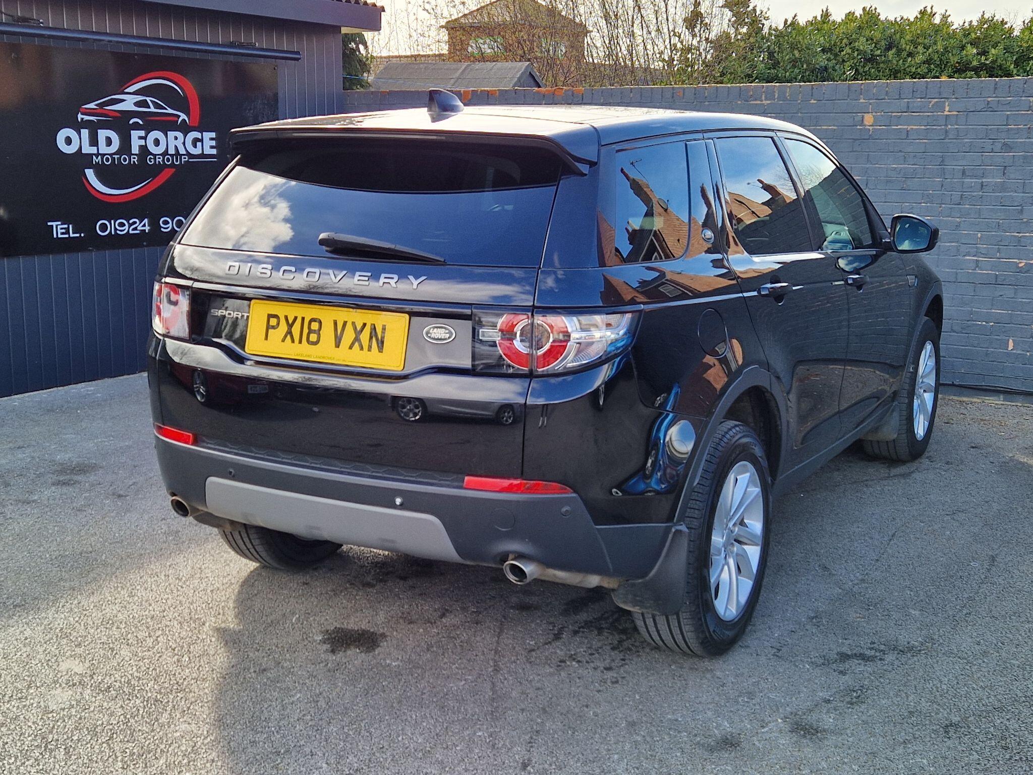 Land Rover DISCOVERY SPORT - Image 10