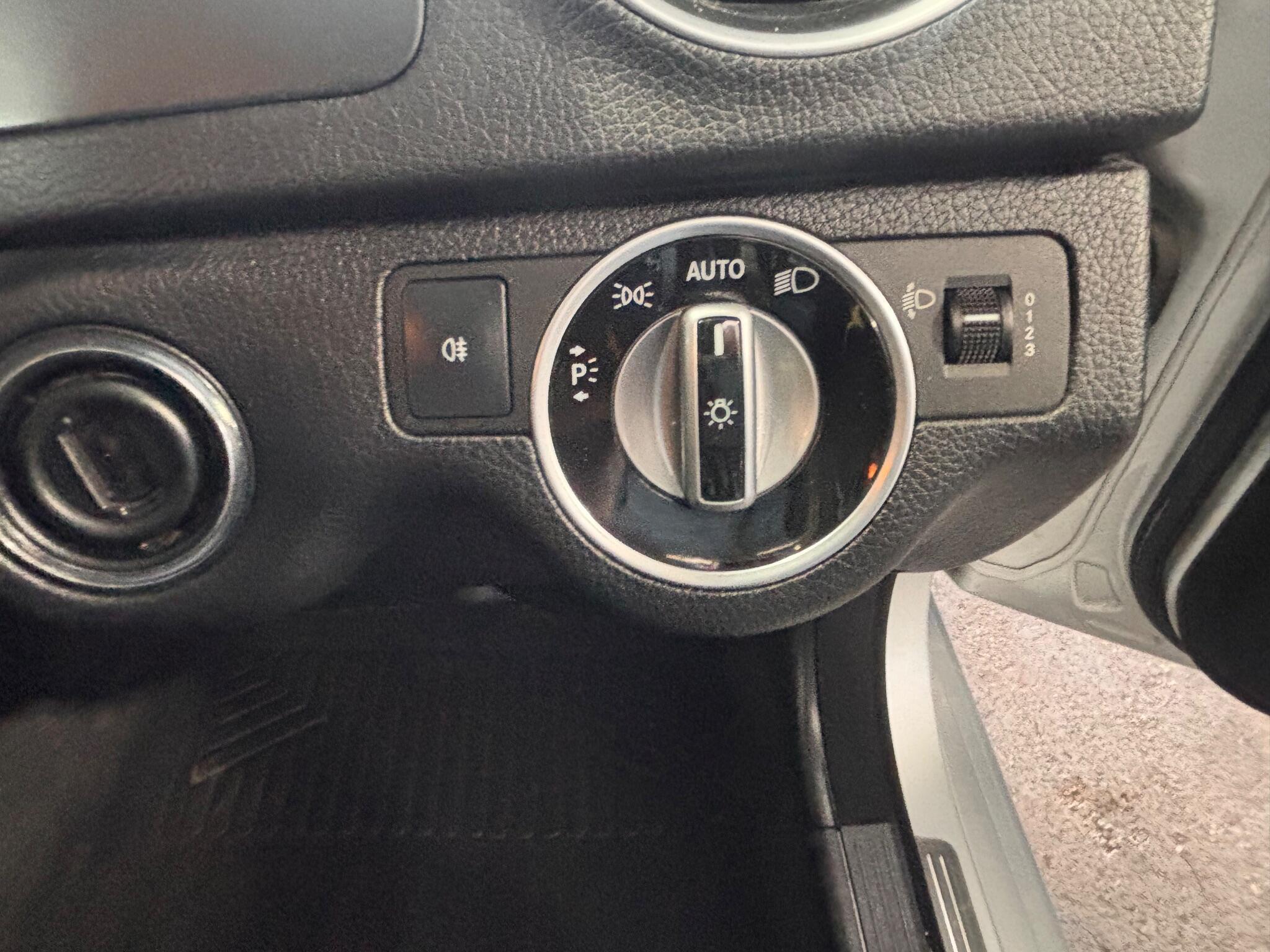 Mercedes C Class - Image 12