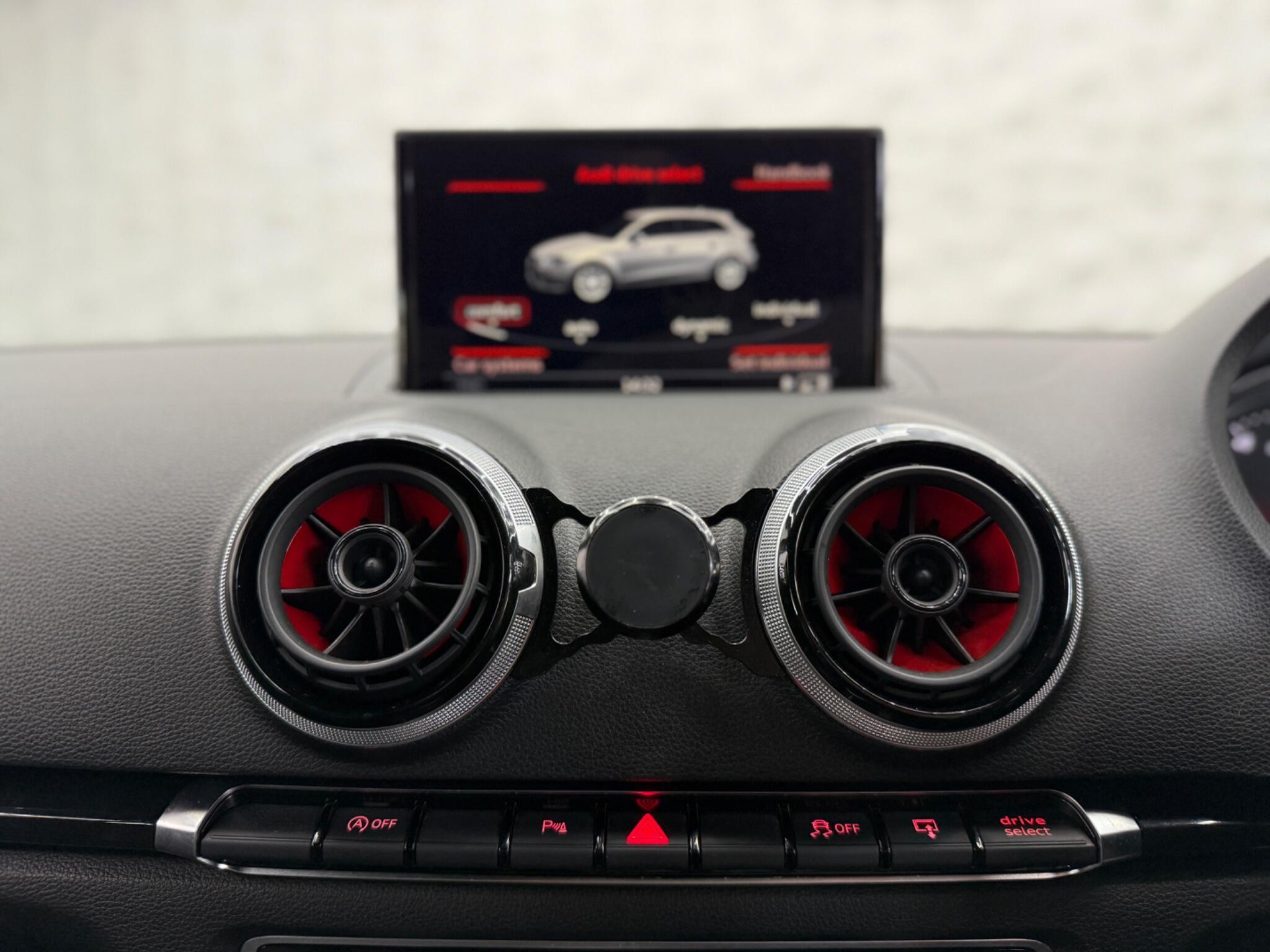 Audi RS3 - Image 39