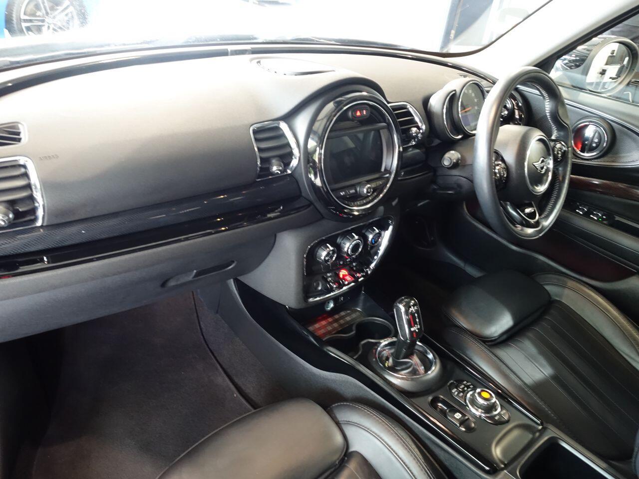 MINI Clubman - Image 12
