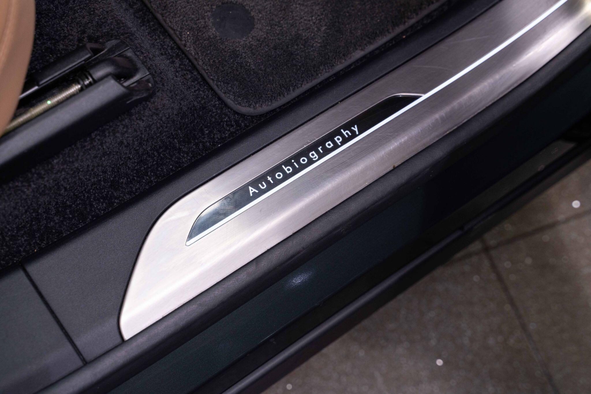 Land Rover Range Rover - Image 13