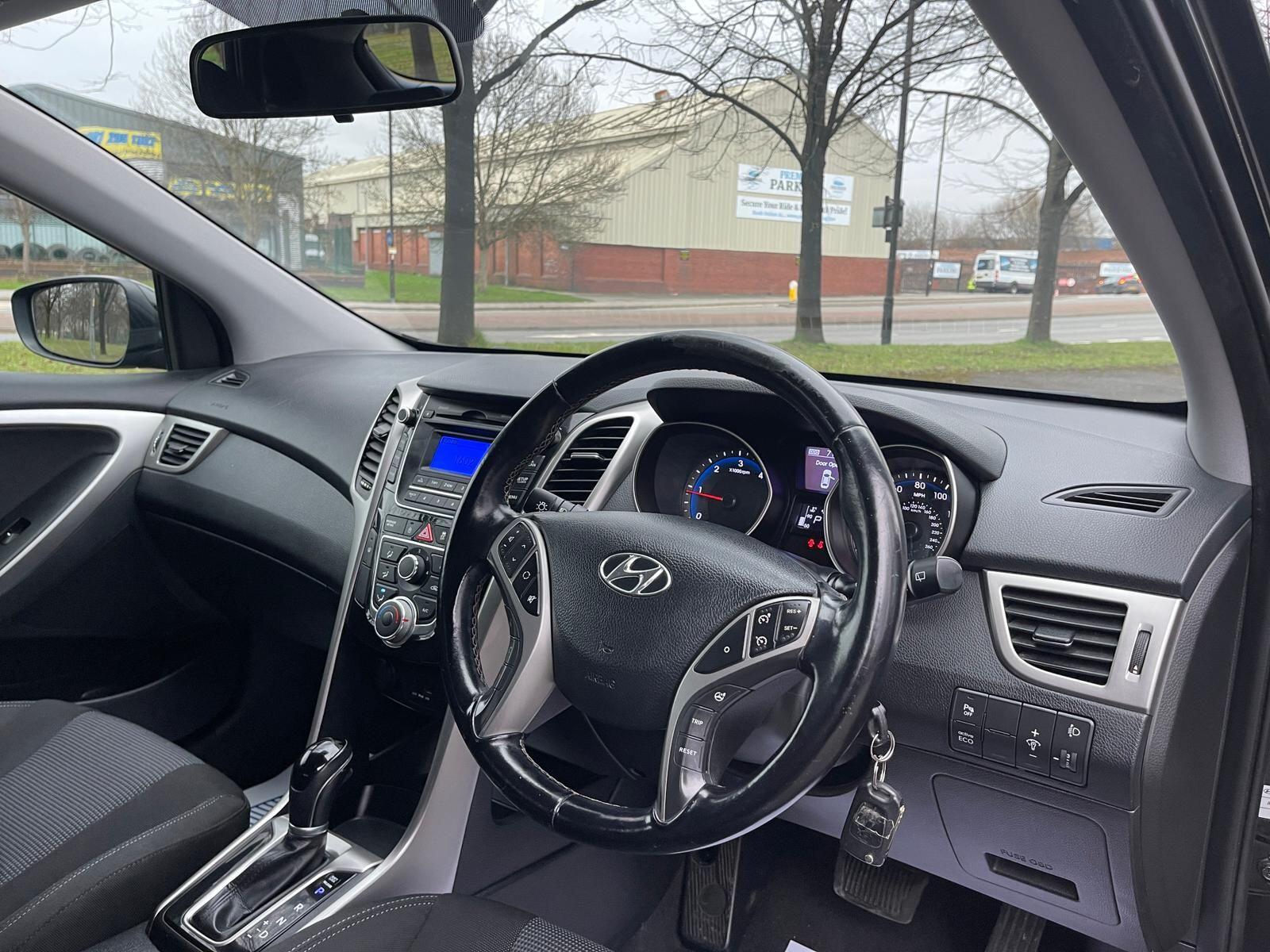 Hyundai i30 - Image 19