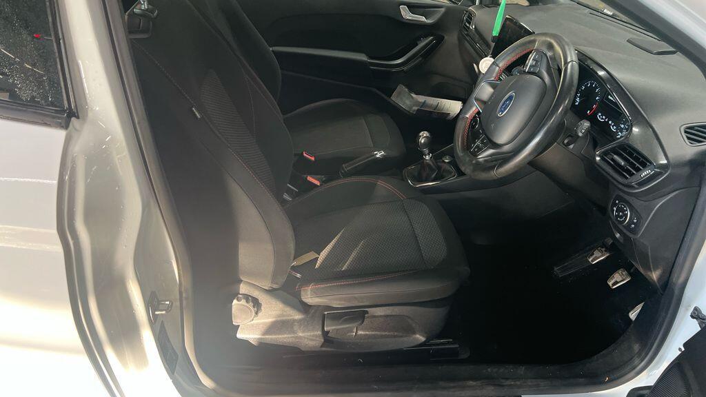 Ford Fiesta - Image 2