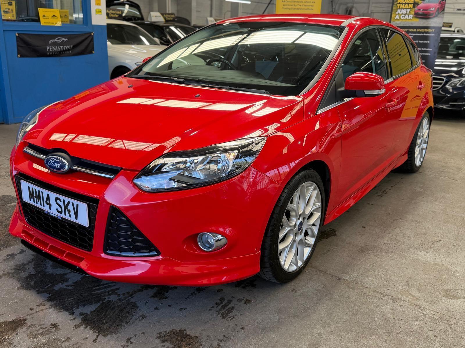 Ford Focus - Image 12