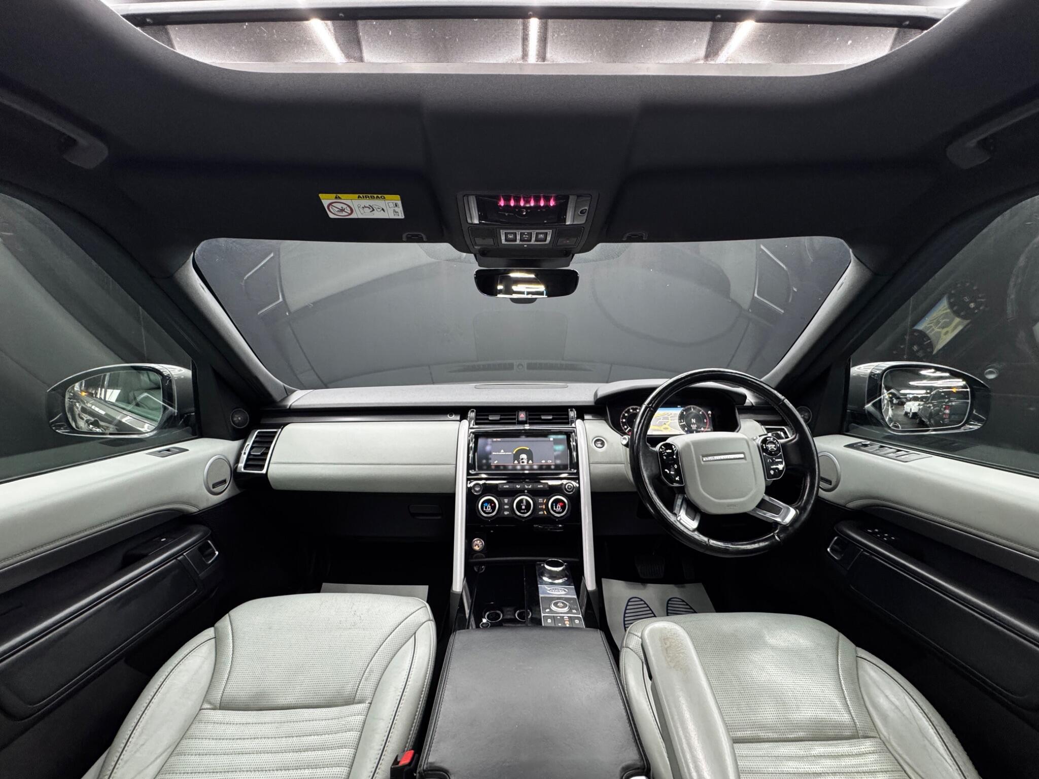 Land Rover Discovery - Image 18