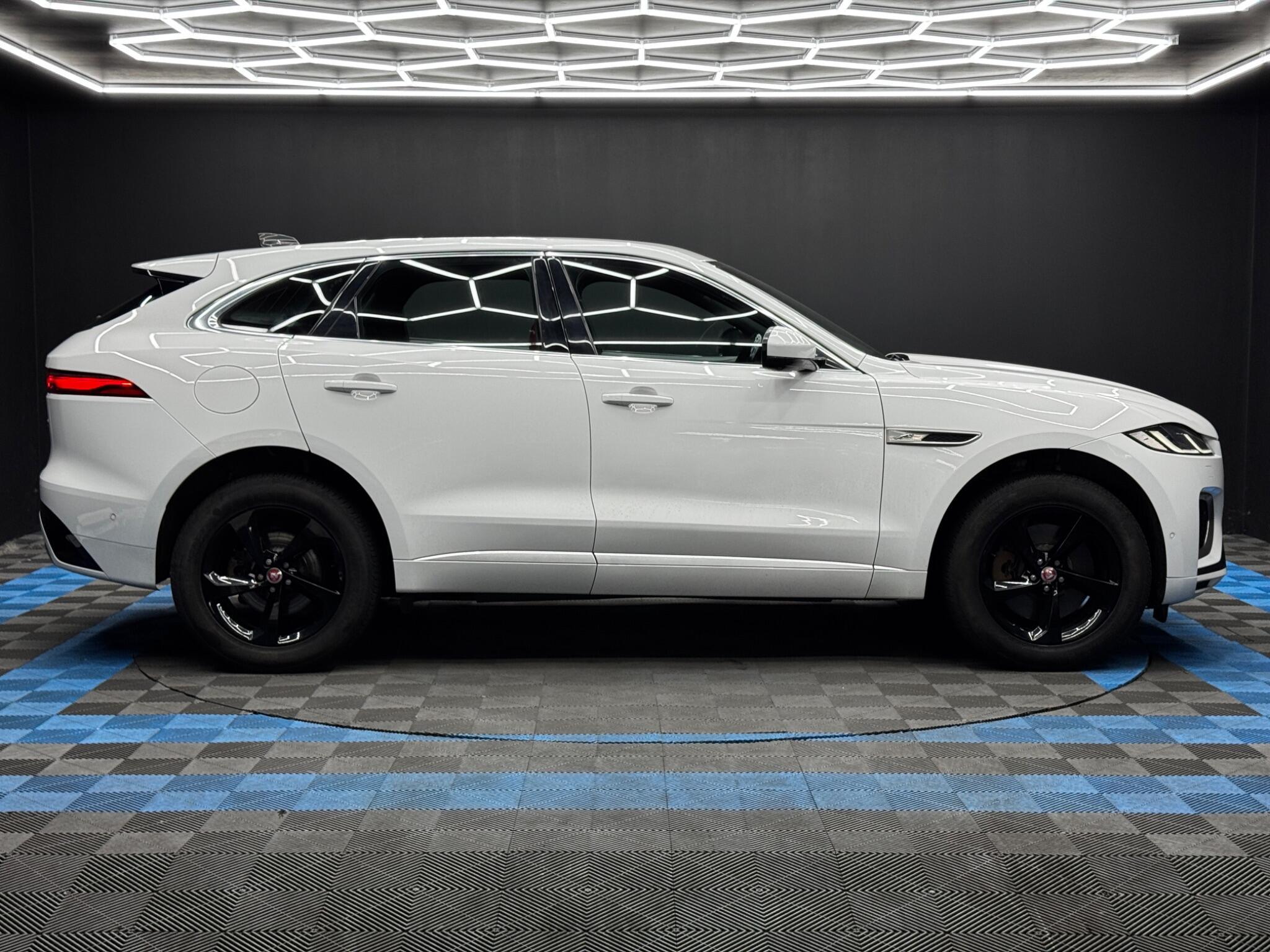 Jaguar F-Pace - Image 4