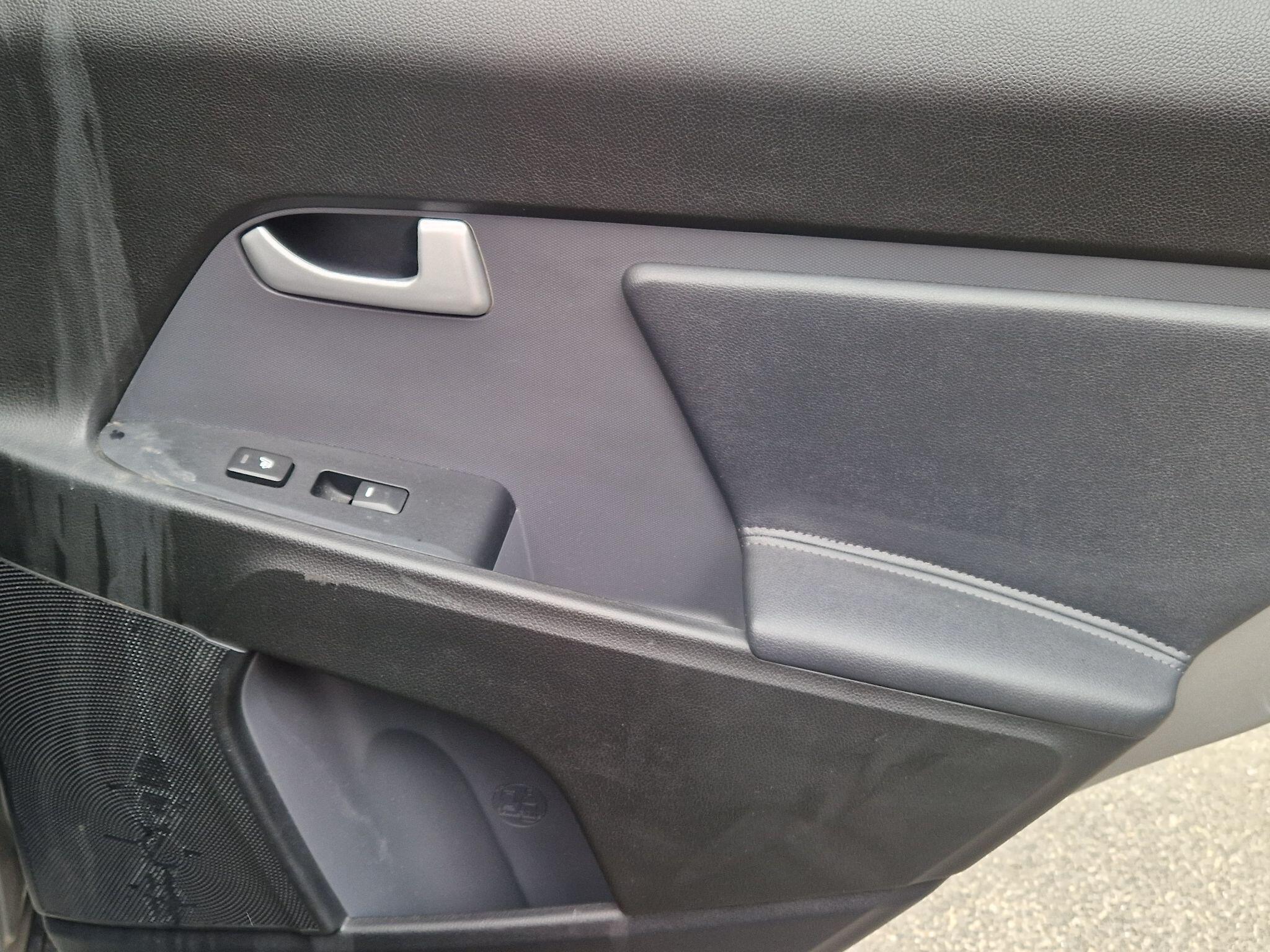 Kia Sportage - Image 43