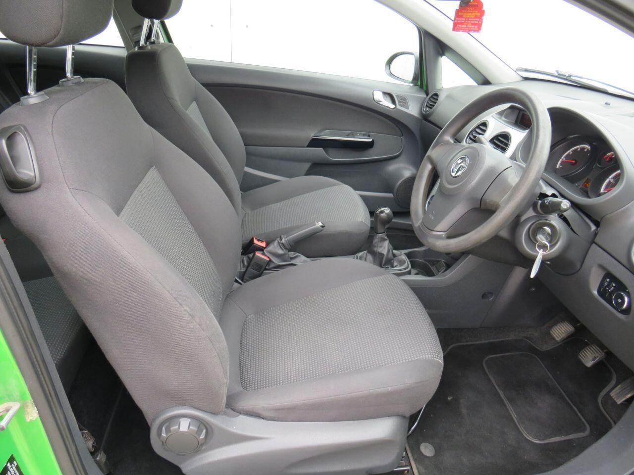 Vauxhall Corsa - Image 7