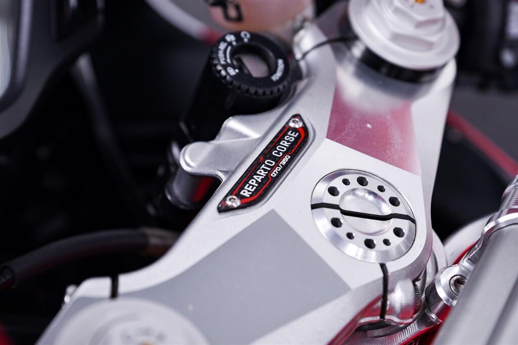 Mv Agusta F3 675 - Image 12