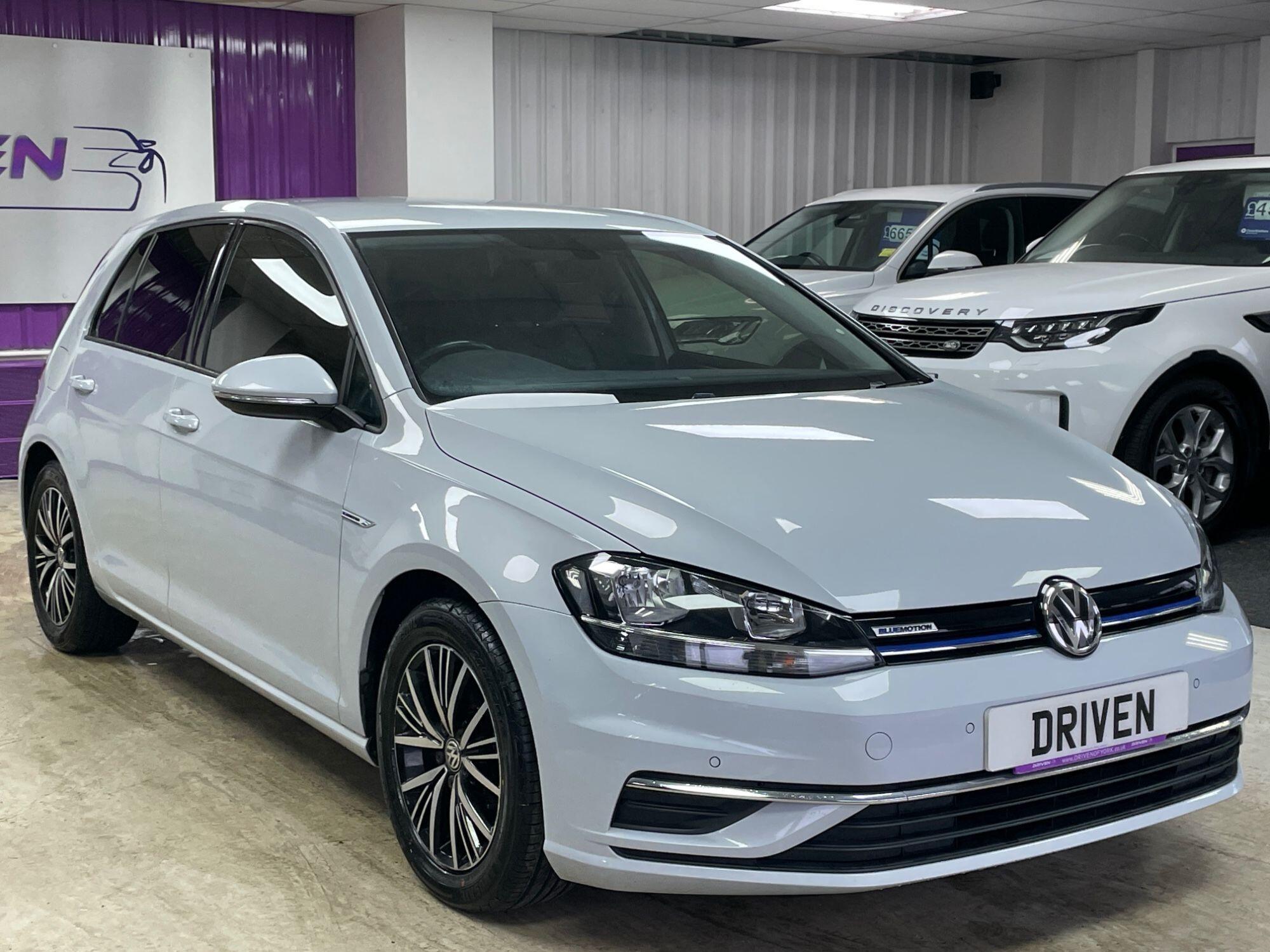 Volkswagen Golf - Image 6