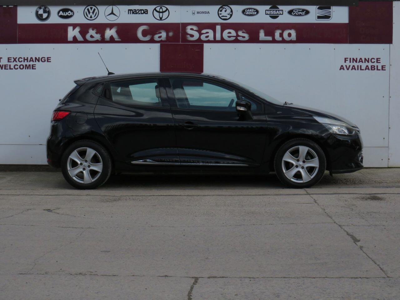 Renault Clio - Image 30