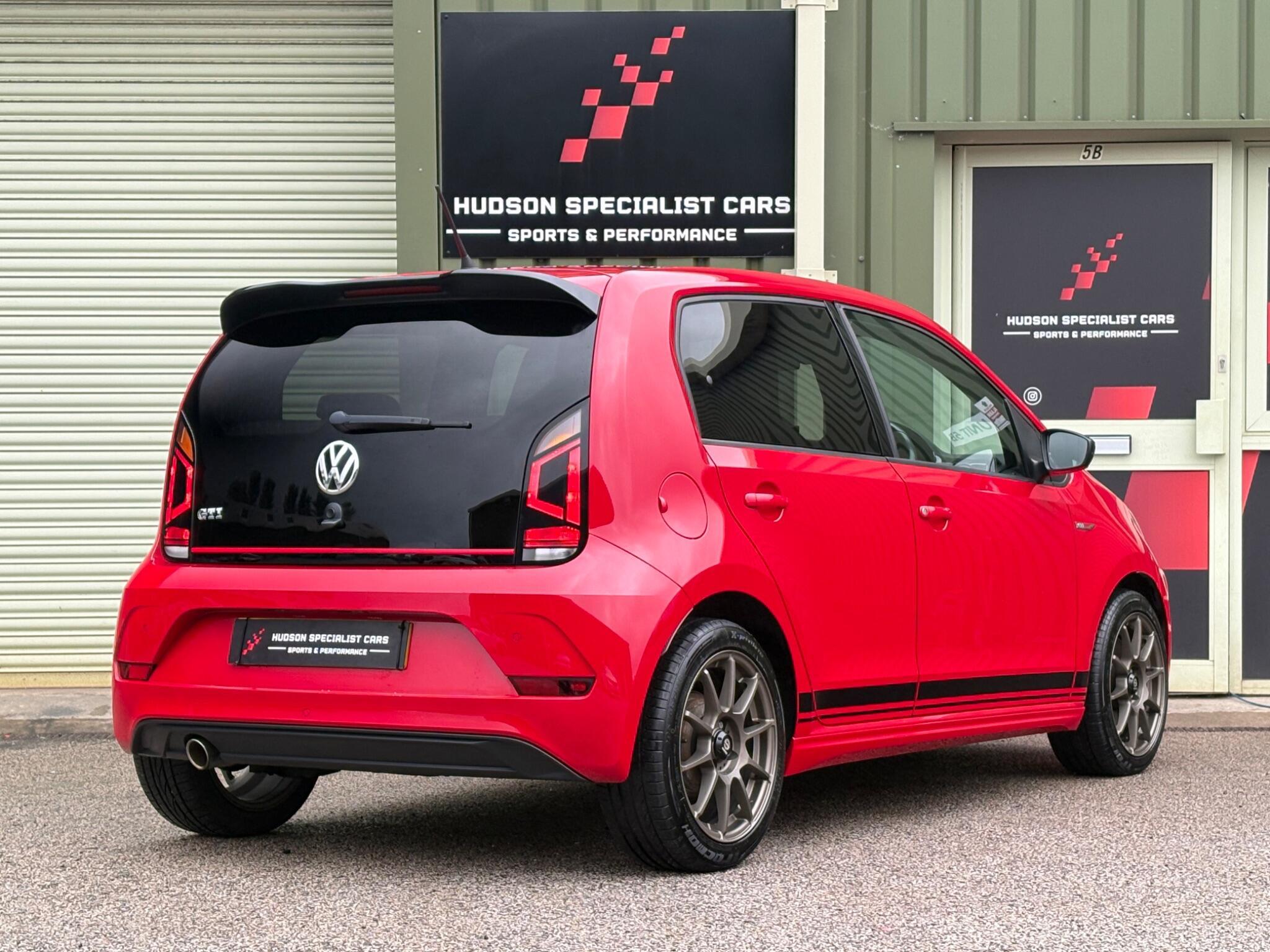 Volkswagen up! - Image 11
