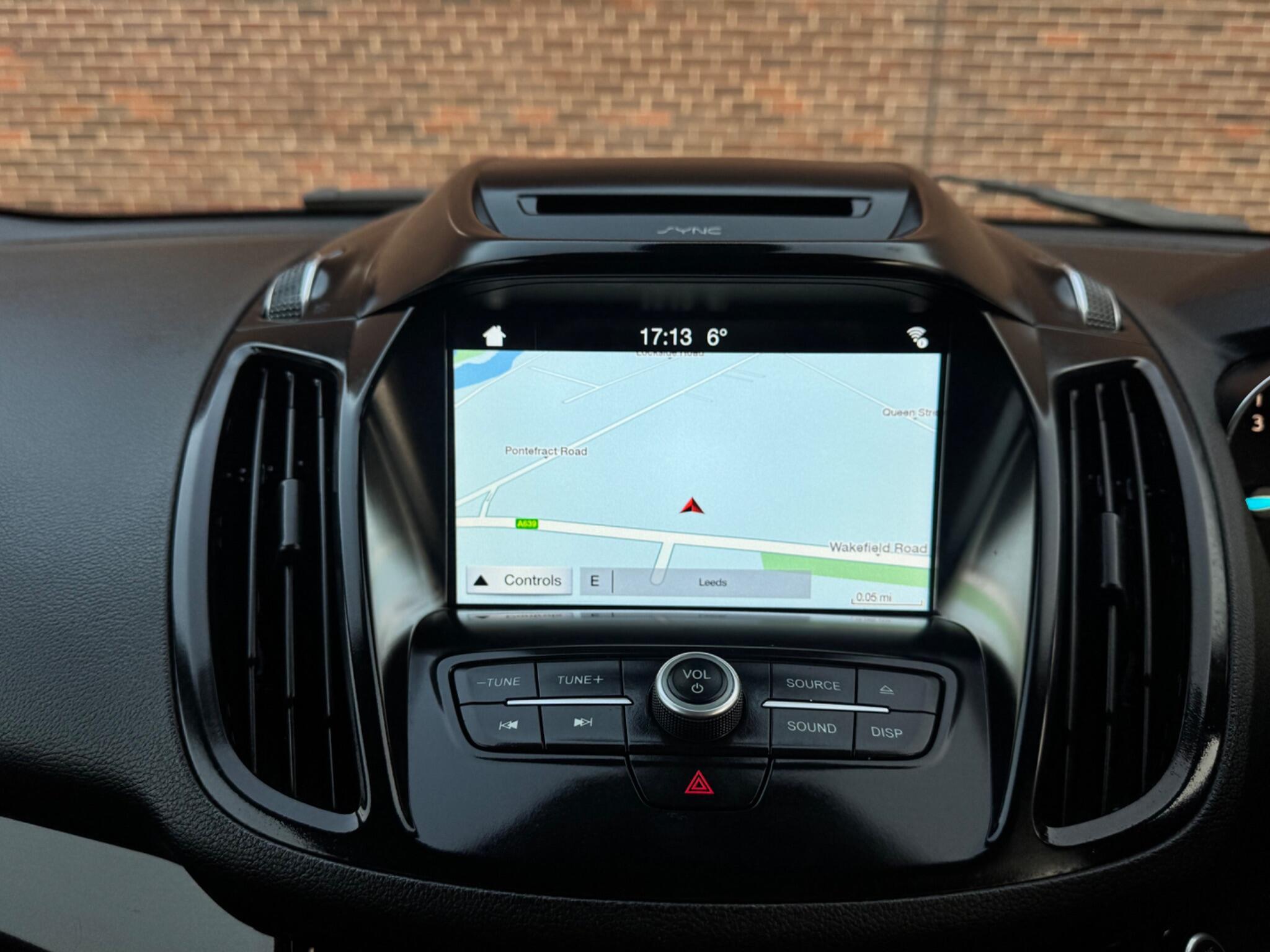 Ford Kuga - Image 42