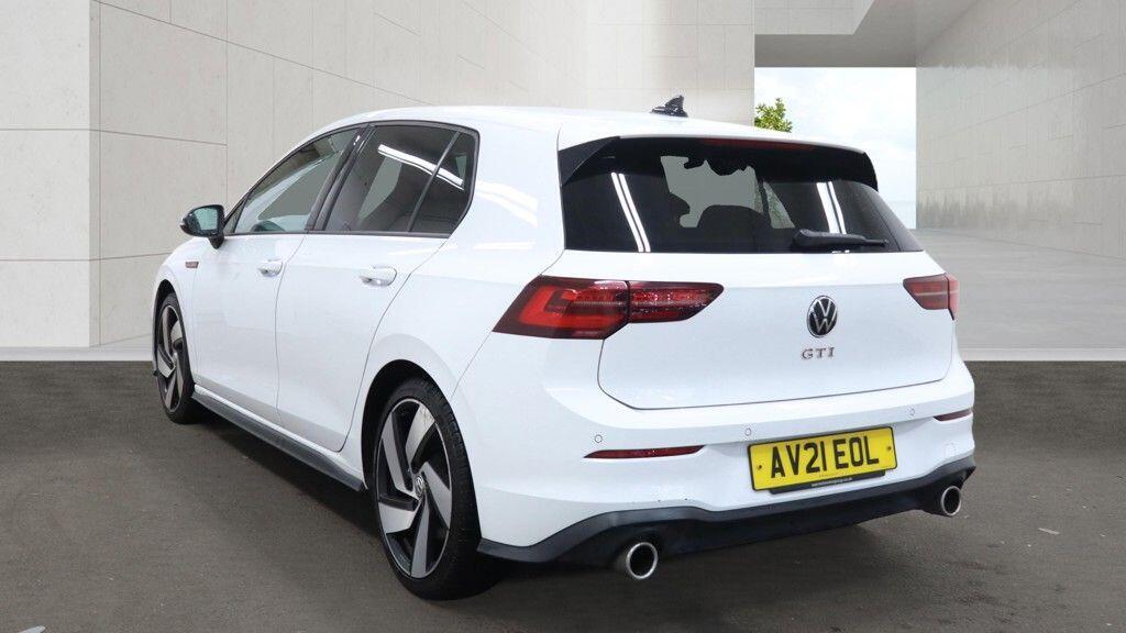Volkswagen Golf - Image 4