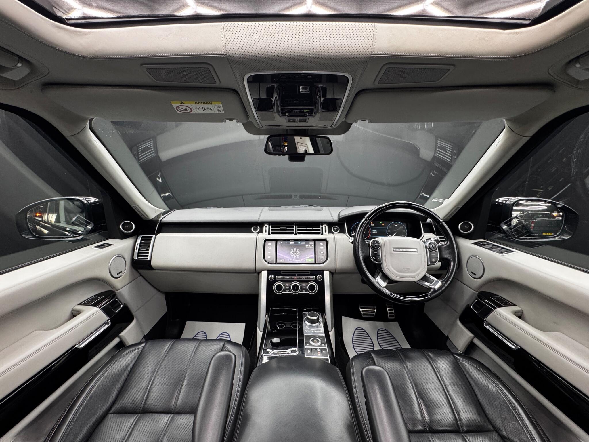 Land Rover Range Rover - Image 17