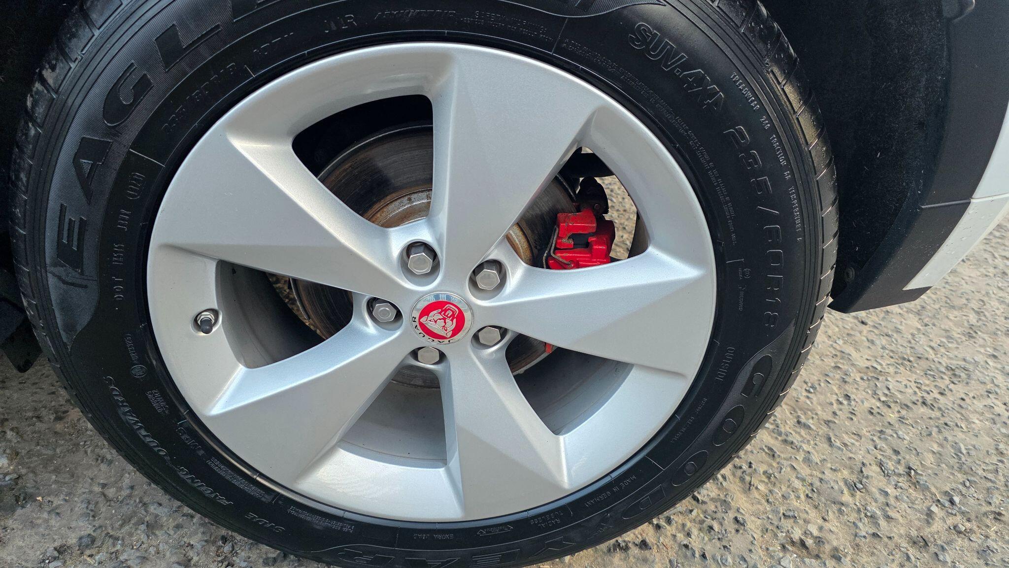 Jaguar E-Pace - Image 36