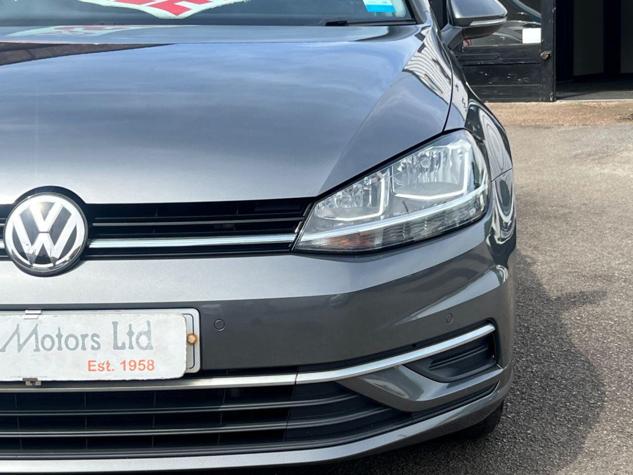 Volkswagen Golf - Image 12