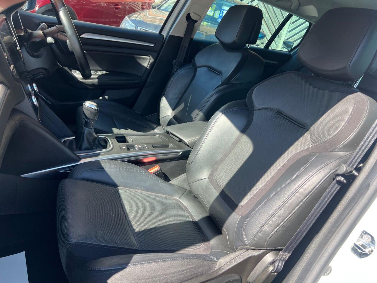 Renault Megane - Image 18