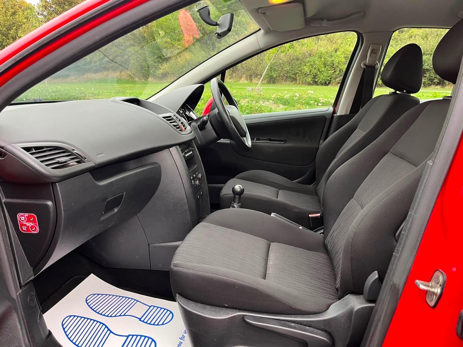 Peugeot 207 - Image 7