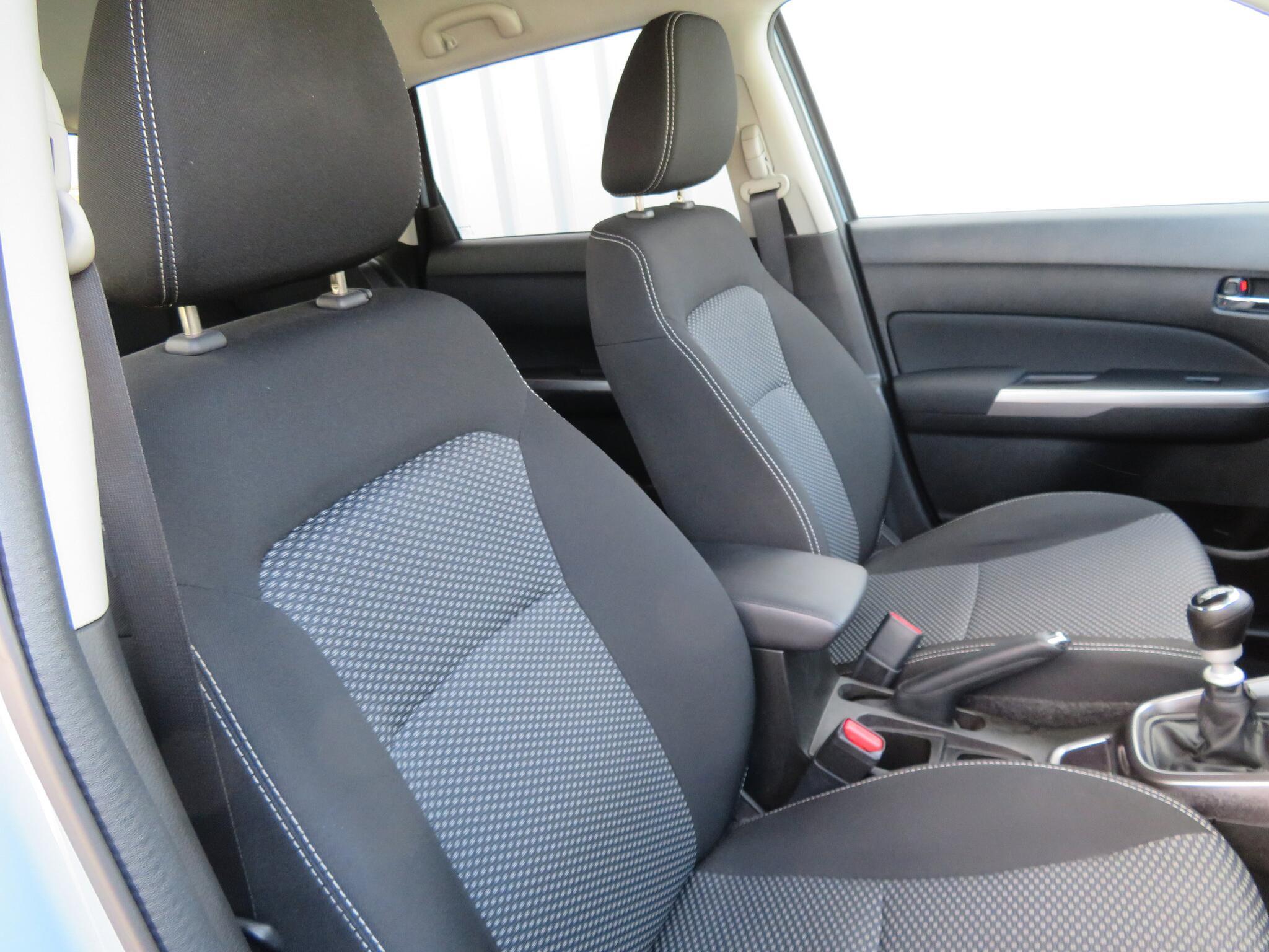 Suzuki Vitara - Image 15