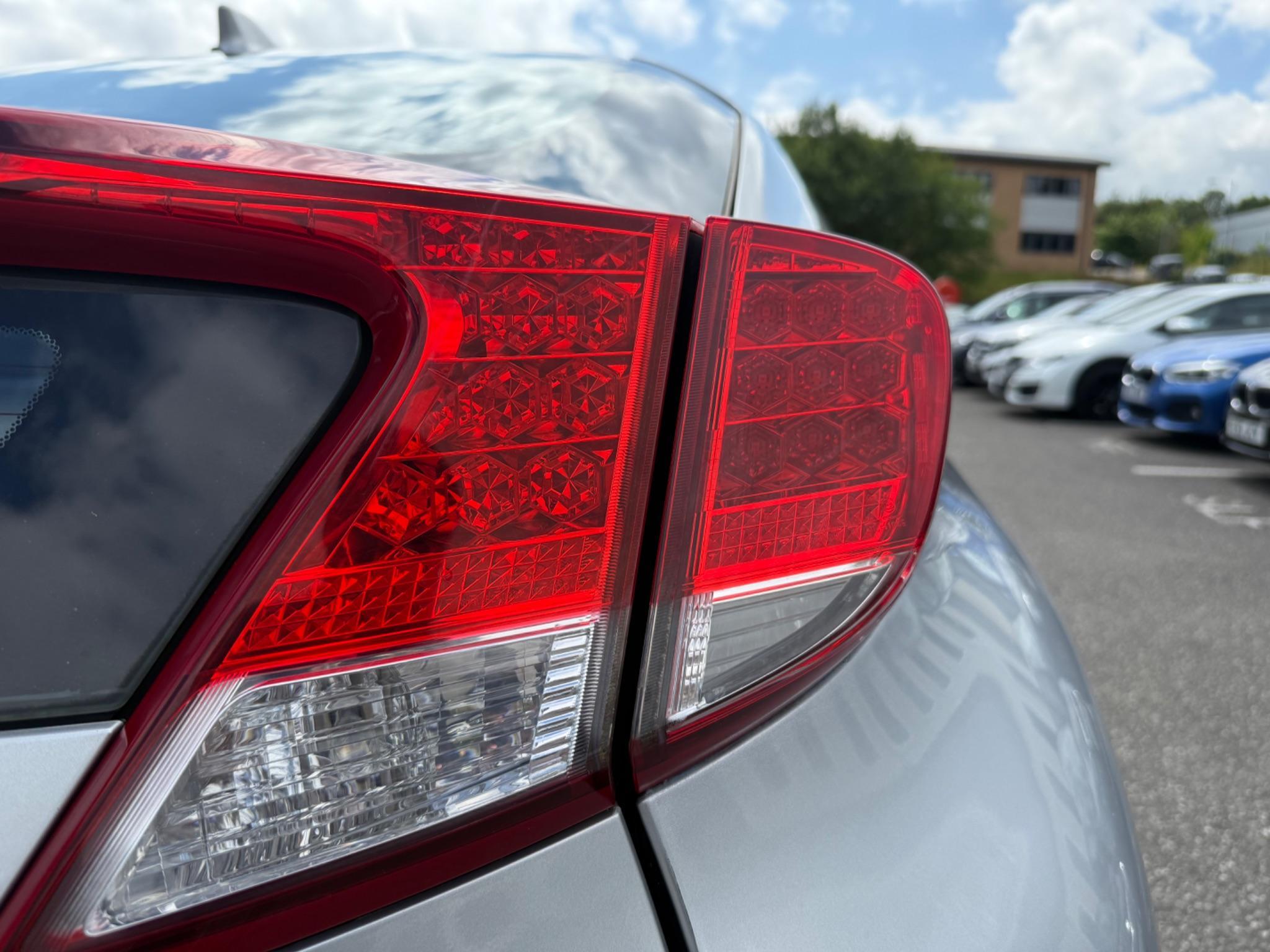 Honda Civic - Image 36