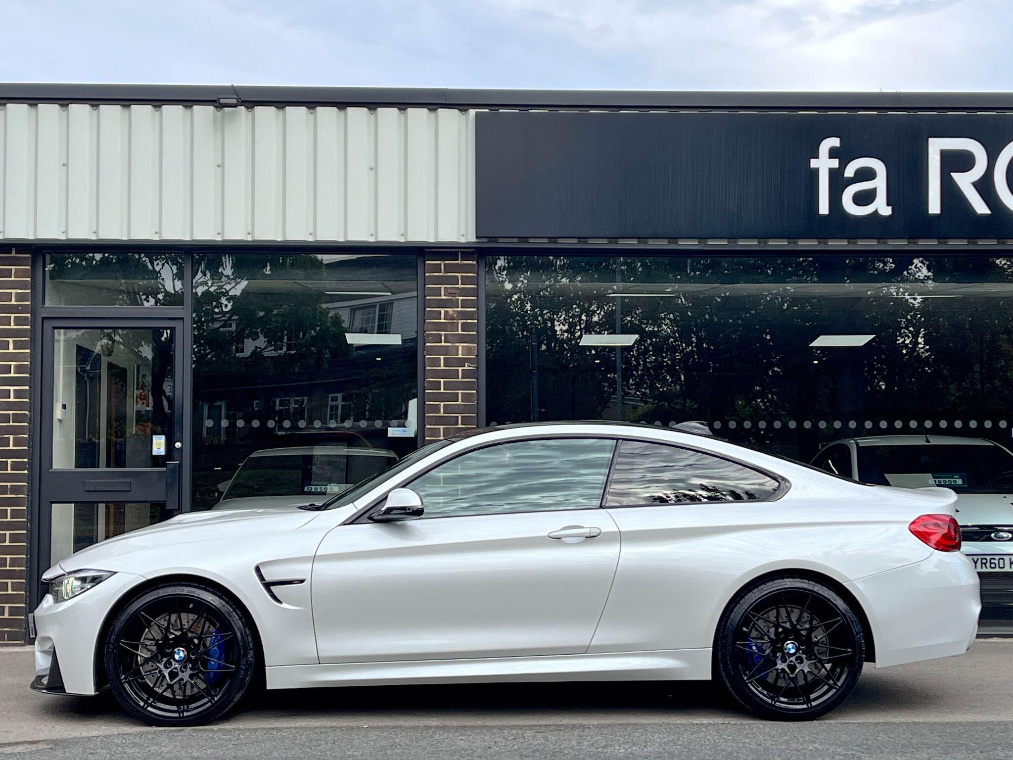 BMW M4 - Image 3