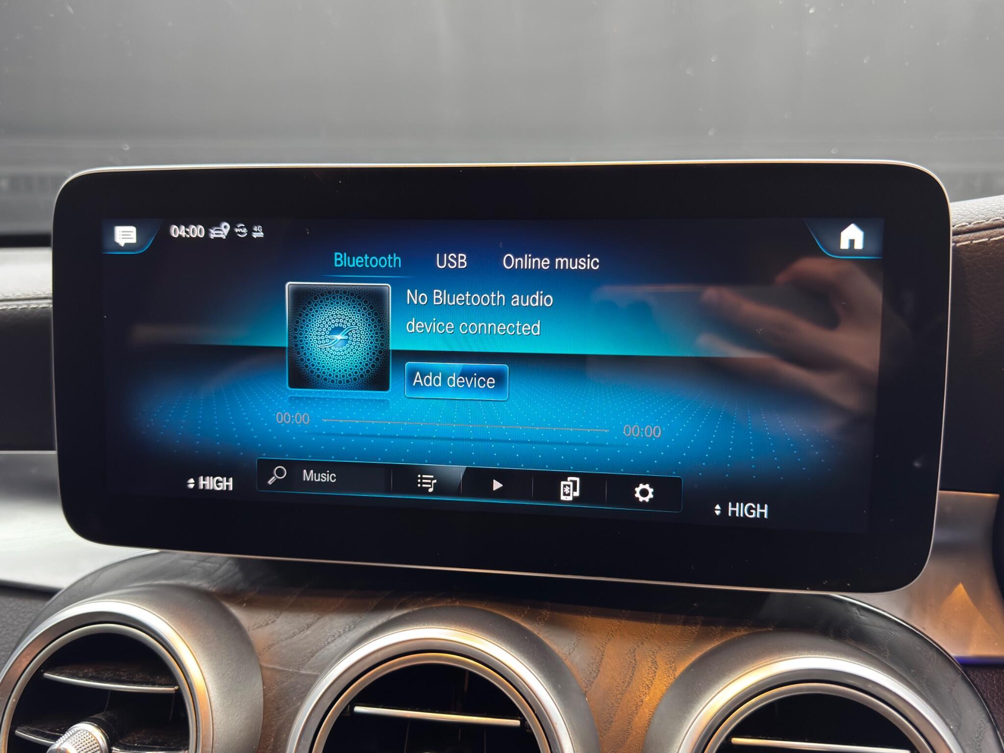 Mercedes GLC - Image 31