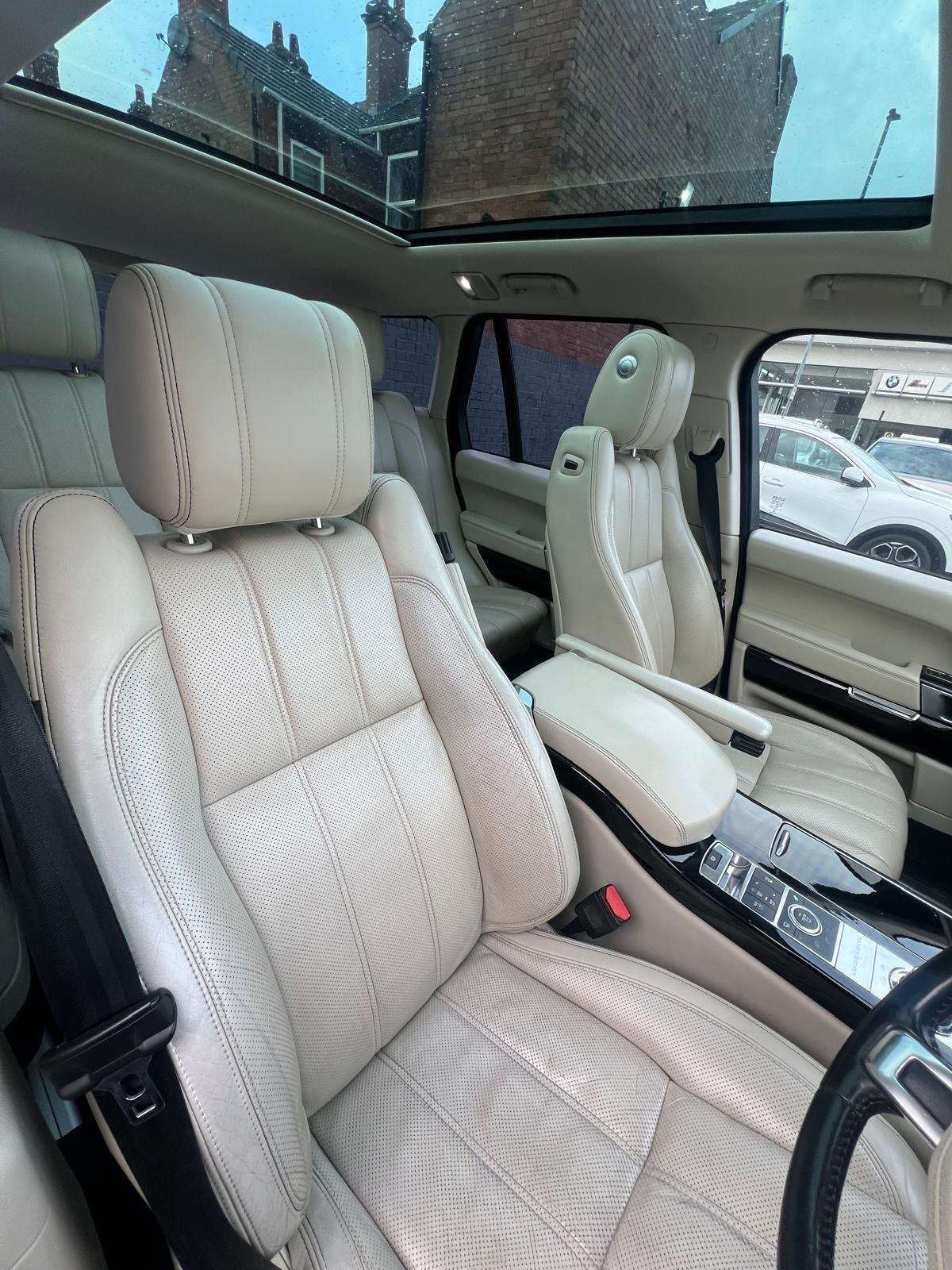 Land Rover Range Rover - Image 28